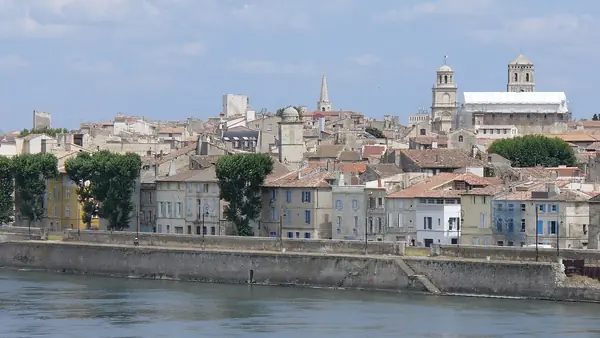 Vue d’Arles