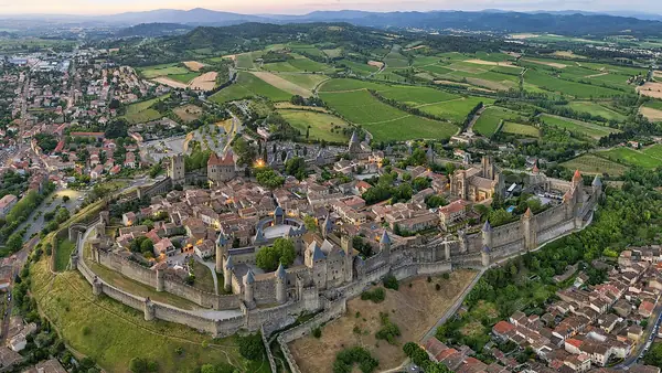 Vue de Carcassonne, chef-lieu du département
