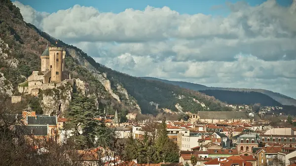 Vue de Foix, chef-lieu du département